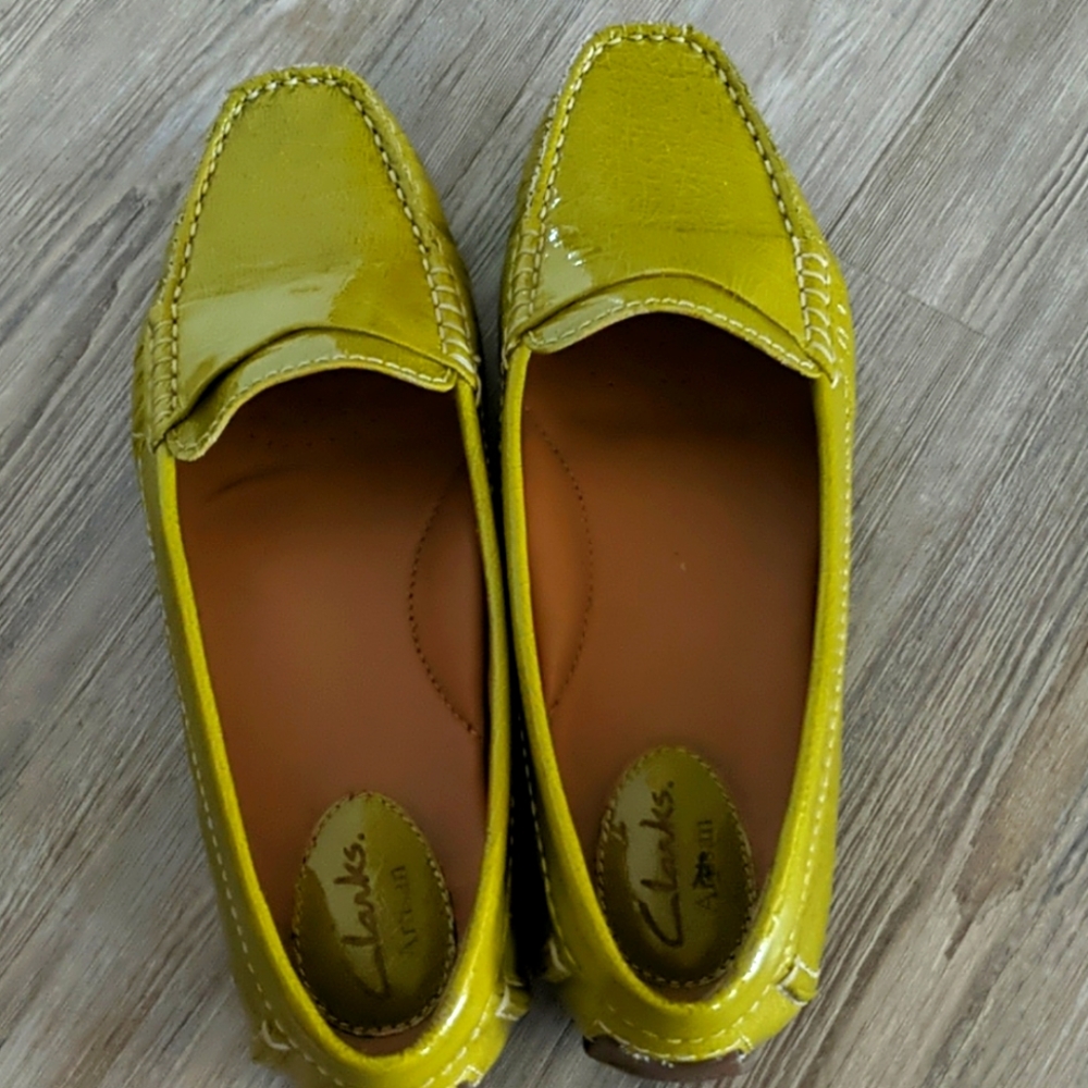 Clarks Artisan Green Loafers